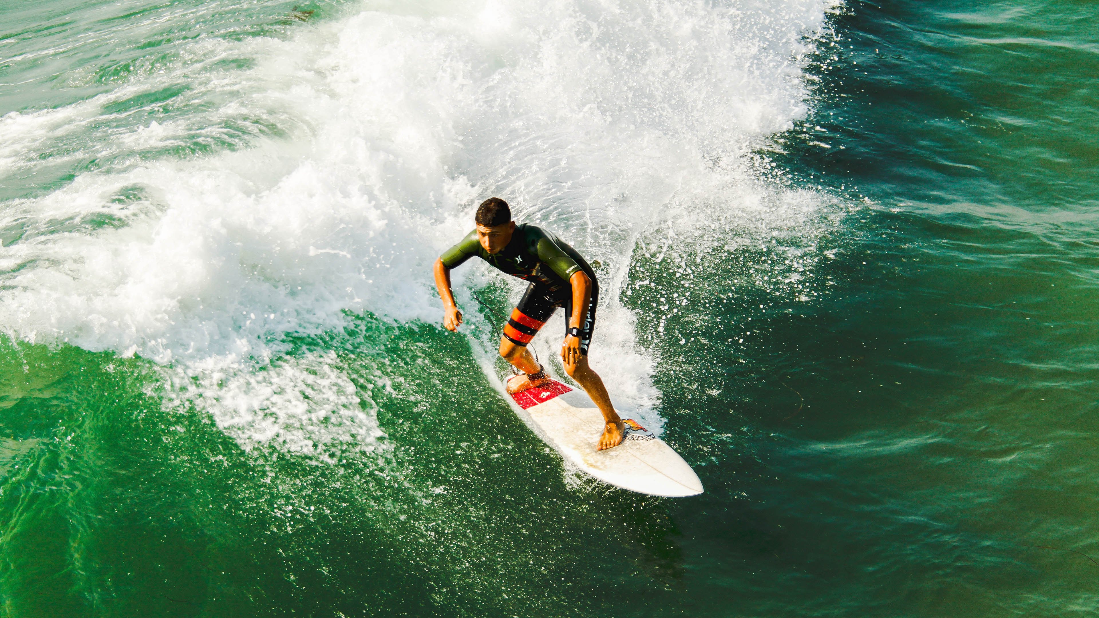 阿诺德与安菲尔德的回家之路,阿诺德菲涅尔在哪